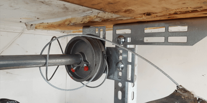 Grimsby fix garage door cable