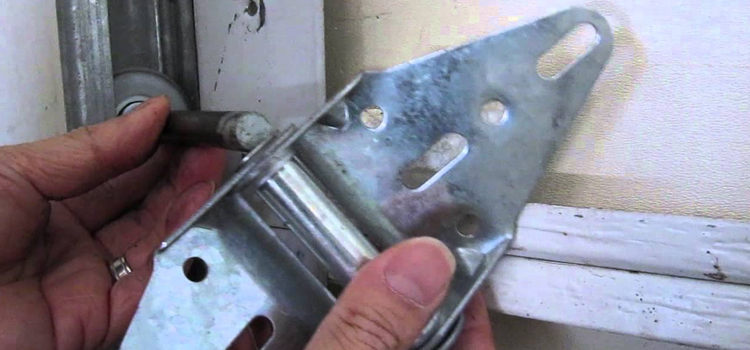 Garage Door Bracket Repair Services in Grimsby